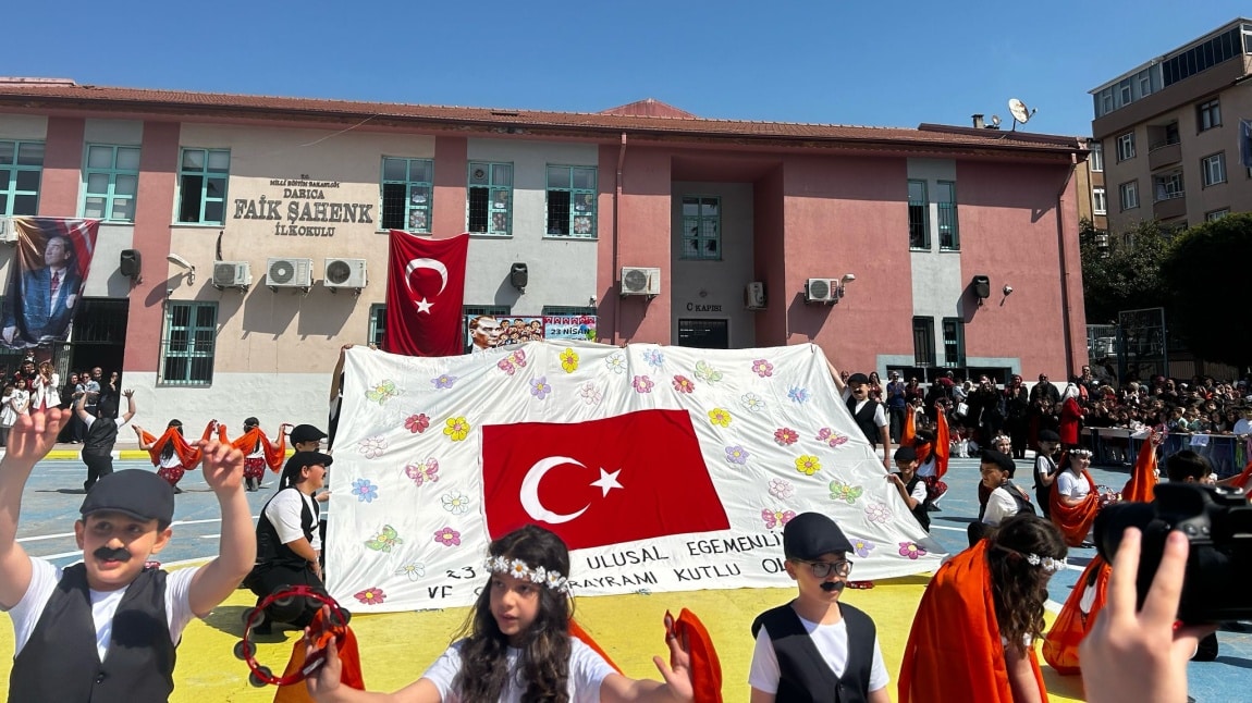 23 NİSAN GÖSTERİMİZDEN KARALER